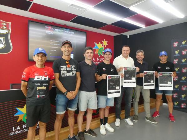 Carlos Coloma organiza un “Campus de Verano MTB” en La Nucía