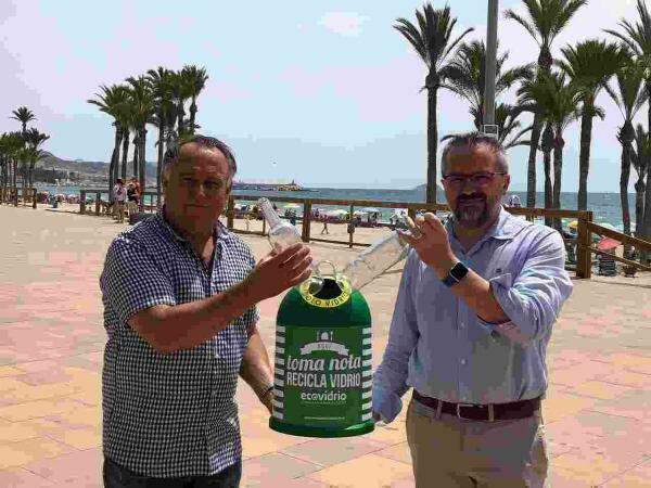 Vila Joiosa  se une al plan integral de Ecovidrio para incrementar el reciclado de vidrio en verano 