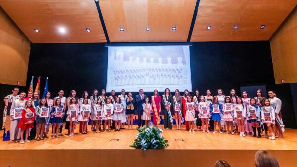 La Comissió presenta el Llibre Oficial de les Festes Majors Patronals 2025