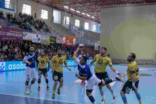 Previa BM Benidorm // Difícil visita a la pista de Artaleku ante un gran Bidasoa Irún