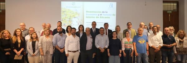 La Diputación activa la App Alicante Rural.COM para dinamizar el comercio local y luchar contra la despoblación en 84 municipios 