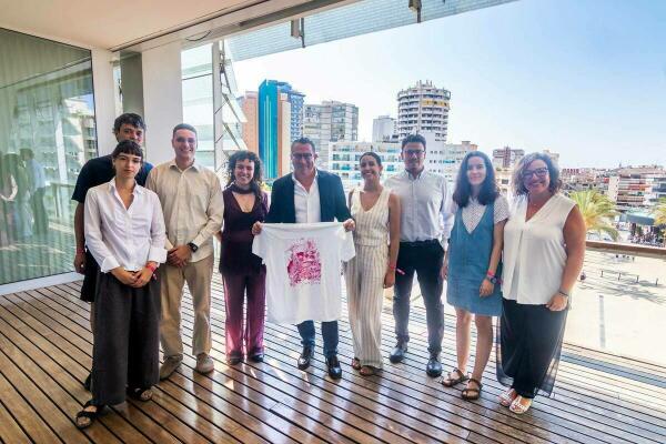 Medio millar de estudiantes de Arquitectura de 22 países se reúnen en Benidorm para explorar su modelo ecosostenible e innovador 