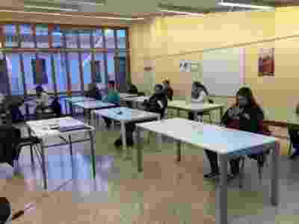 Juventud clausura el curso de inglés  con éxito  de aprobados 