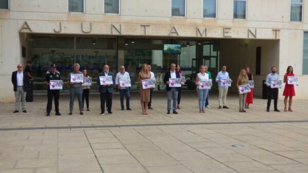 Benidorm condena los tres crímenes machistas confirmados en las últimas horas en nuestro país 