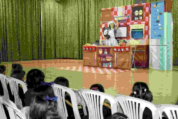 Regresa a la Casa de la Música el teatro en inglés dirigido a los alumnos de los centros educativos de Callosa d’en Sarrià