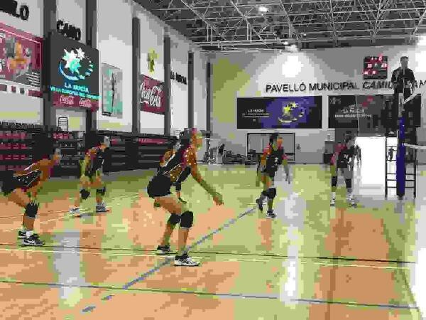 La Nuc&iacute;a &middot; Los equipos de v&oacute;ley comienzan la temporada 