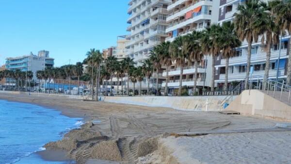 Las calles y playas de la Vila Joiosa se preparan para esta Semana Santa