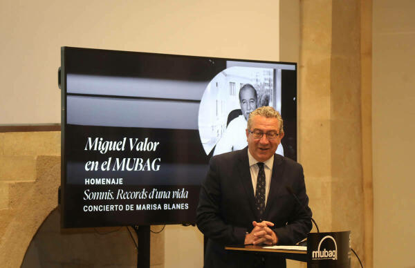 Toni P&eacute;rez inaugura en el MUBAG la Sala Miguel Valor en homenaje a su labor en pro del patrimonio cultural de la provincia  