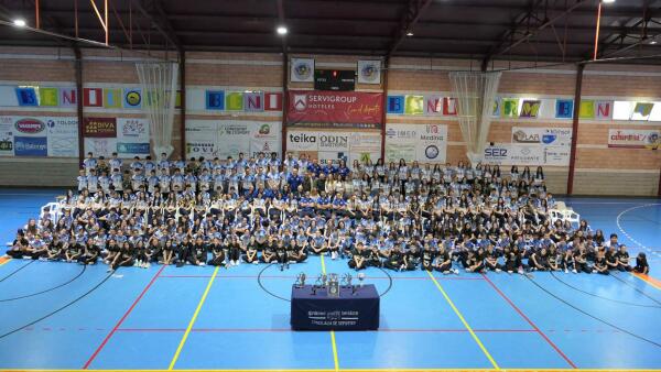 El Club Voleibol Playas de Benidorm presenta a sus equipos en el Palau d&rsquo;Esports 