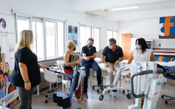 El CFO de l&rsquo;Alf&agrave;s dispone de dos nuevas gr&uacute;as de transferencia para los cursos de atenci&oacute;n a dependientes 