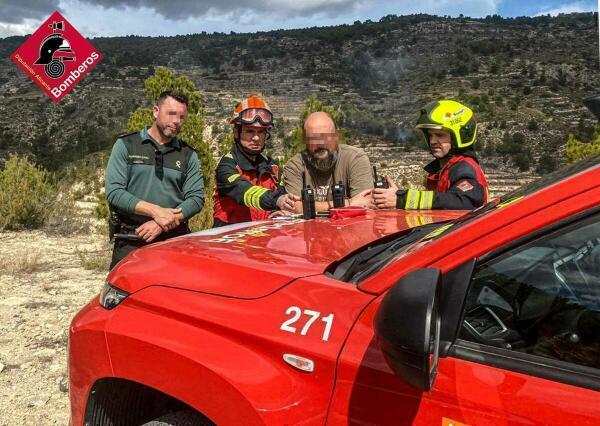 INCENDIO FORESTAL EN RELLEU 