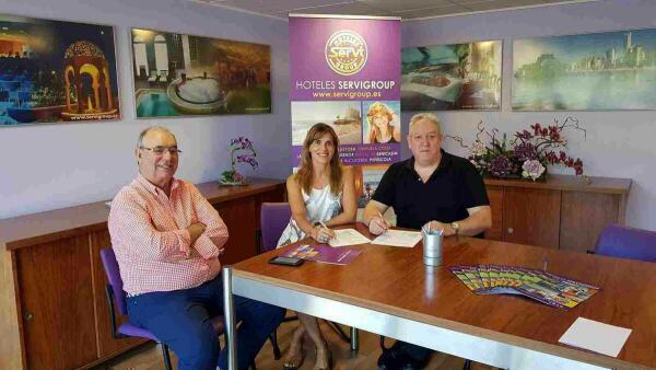 Hoteles Servigroup continúa con el Balonmano Benidorm