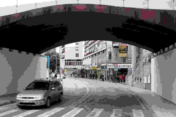  Benidorm &middot; El inicio de las obras de la Avenida del Mediterr&aacute;neo obligan a cortar el tr&aacute;fico por la calle Puente