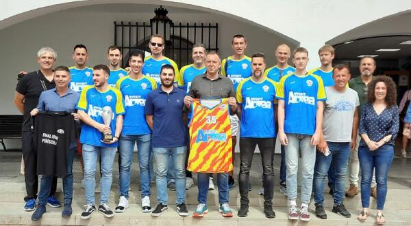 El equipo Veterano del Bàsquet Altea consigue el segundo puesto en la Final Four  