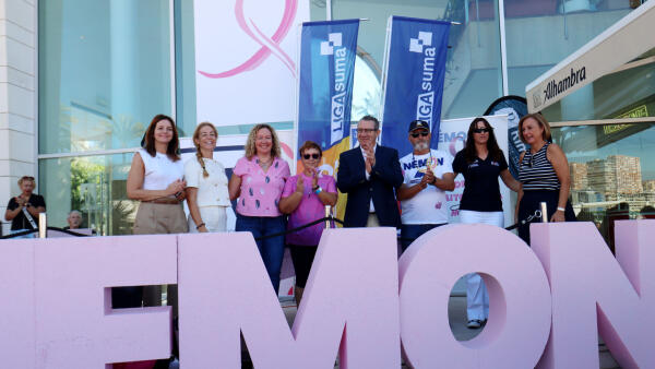 Benidorm conmemora junto a Anémona el Día del Cáncer de Mama y se une a su reivindicación para mejorar la vida de las afectadas   