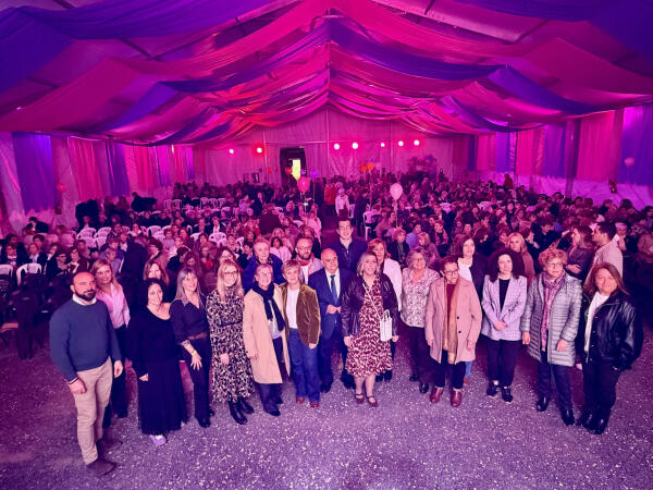 Callosa d&rsquo;en Sarri&aacute; recibi&oacute; la Trobada de Dones de la Marina Baixa en su XXV aniversario 