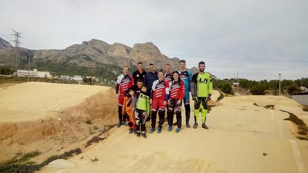 La campeona de Europa de BMX entren&oacute; en el Circuito de La Nuc&iacute;a