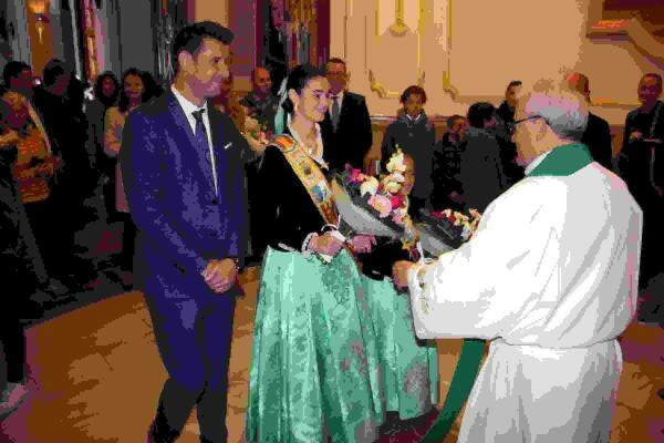 Benidorm · La Festa de la ‘Carxofa’ ofrenda a la Mare de Déu