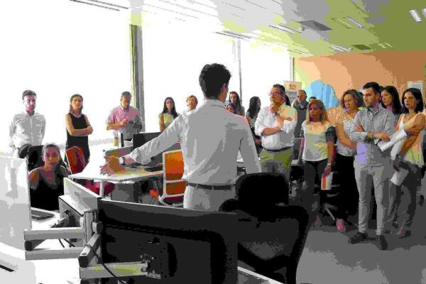 La ‘Smart Office’ de Benidorm realiza una jornada de puertas abiertas para dar a conocer su actividad