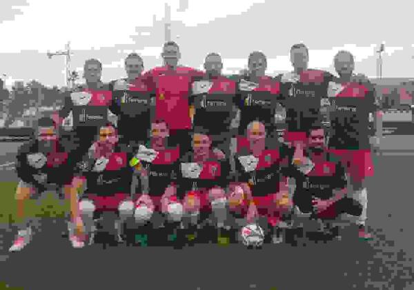 La Banda F.C. es el nuevo l&iacute;der de la XIV Liga de F&uacute;tbol 7 de La Nuc&iacute;a 