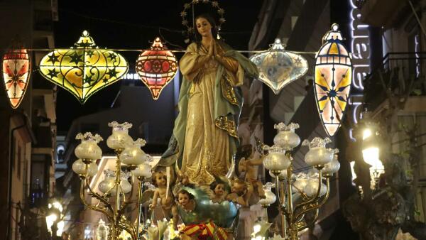 Benidorm recupera la celebraci&oacute;n de la Inmaculada Concepci&oacute;n con una misa y una solemne procesi&oacute;n 