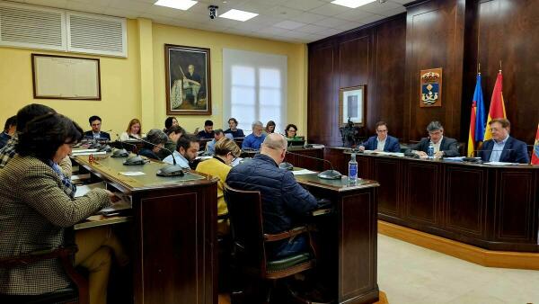 El Pleno aprueba la modificación presupuestaria de 13’4 millones de euros presentada por el equipo de gobierno local