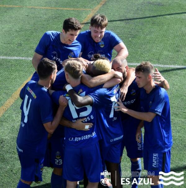 El CF Benidorm No Falla ante el Almoradí