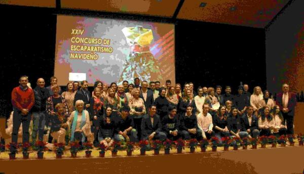 Benidorm &middot; El Jard&iacute;n By Di Marco, La Cava Aragonesa, Hotel Castilla y la AAVV de Els Tolls, ganadores del Escaparatismo y Engalanamiento Navide&ntilde;o