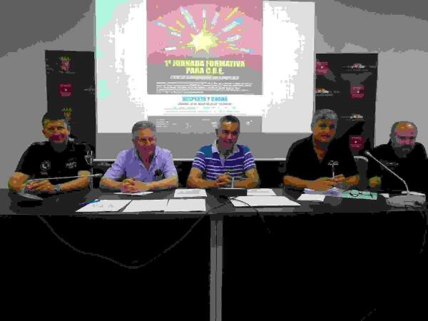 La Nuc&iacute;a &middot; 110 festeros participan en el Curso de Formaci&oacute;n de Petardos para &ldquo;Despert&agrave;&rdquo;