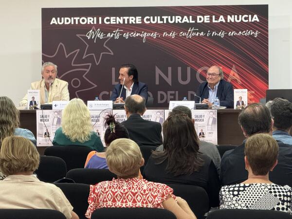 Román Rodríguez presentó su libro “Salud y Música” 