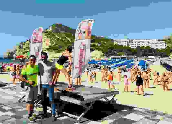 Empiezan las sesiones de zumba en la Cala de Finestrat  
