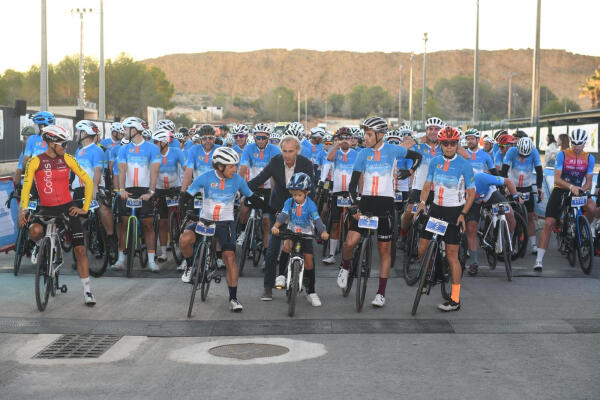 La Nucía vive un fin de semana histórico de ciclismo con el éxito del Critérium y el Gran Fondo 2025