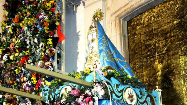 Festeros y parroquia de Sant Jaume lanzan una iniciativa solidaria para recaudar dinero en la Ofrenda para los afectados por la DANA  