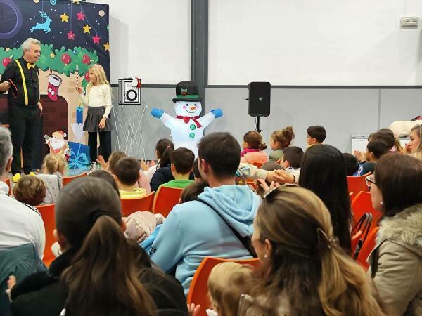 Lleno en Pinar de Garaita en la sesión infantil cultural “Mágica Navidad”