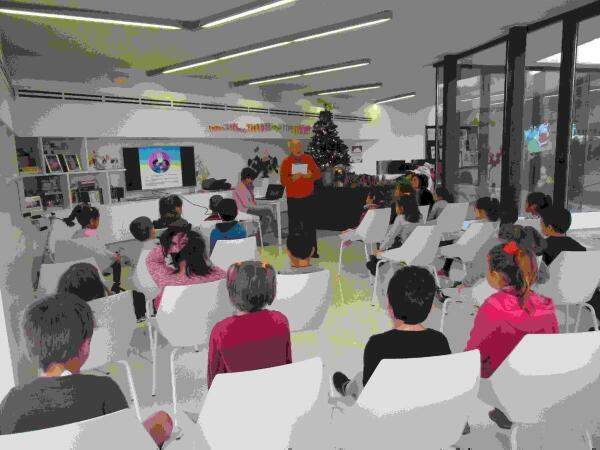 La Nuc&iacute;a &middot; Cuentacuentos intergeneracional en La Casilla con escolares de cinco a&ntilde;os 