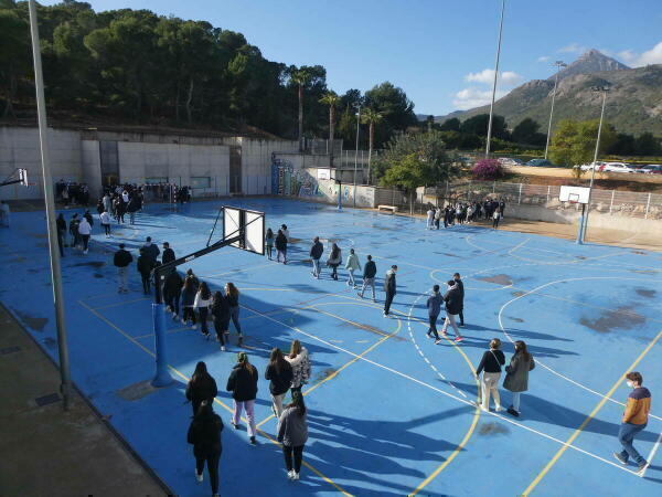 Simulacro de evacuación en el Instituto de La Nucía