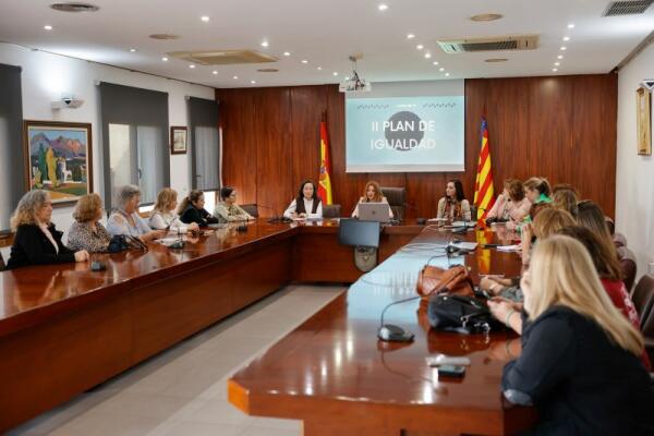 El Consejo Local por la Igualdad aprueba el II Plan de Igualdad Municipal de l’Alfàs del Pi