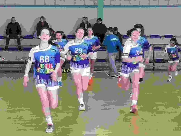 Suerte dispar para las categor&iacute;as base del Balonmano Benidorm