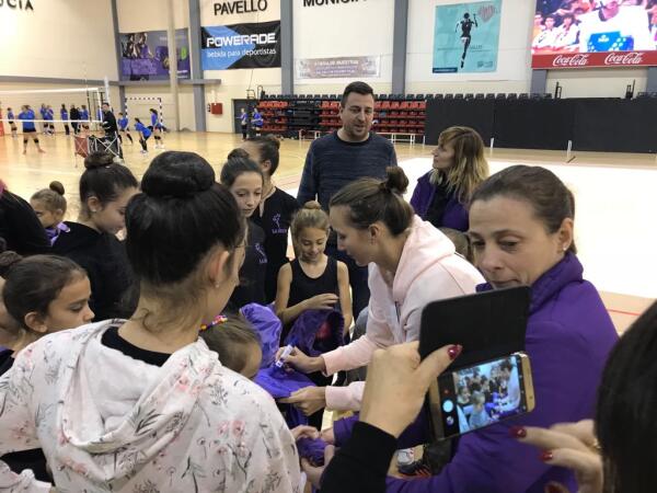 La medallista ol&iacute;mpica Ganna Rizatdinova  visita #LaNuciaCiudadDelDeporte