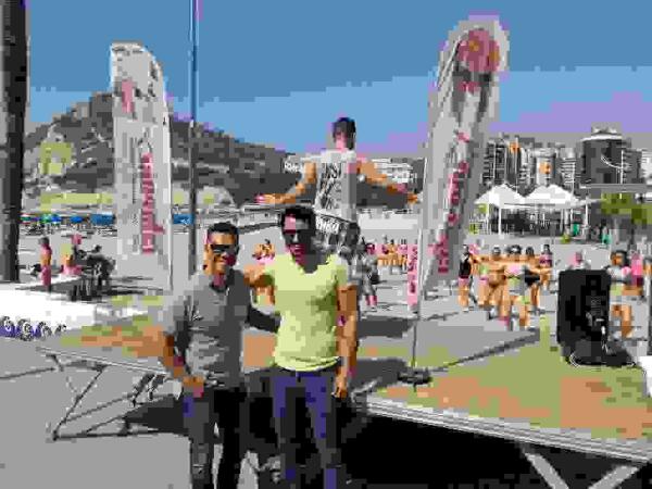 Sesiones de zumba todos los mi&eacute;rcoles del verano en la Cala de Finestrat  
