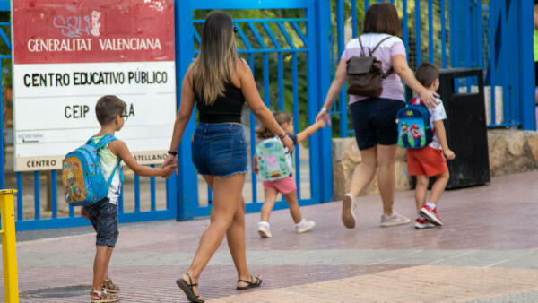 Benidorm ofrece recursos para facilitar la conciliación a las familias durante todo el año, muchos de ellos 100% gratuitos