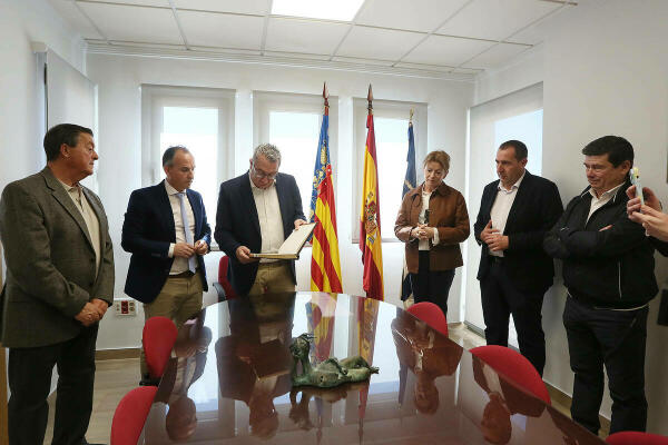 La Diputaci&oacute;n invierte 300.000 euros en la rehabilitaci&oacute;n del Ayuntamiento y la construcci&oacute;n de un Camper Park en Formentera del Segura 