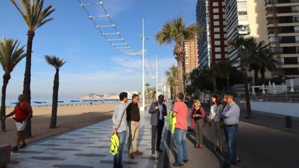 Finaliza la primera fase de la renovación de la catenaria de la Playa de Levante