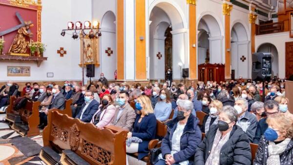 La Pasión rememora la muerte y resurrección de Cristo en la Iglesia de Sant Jaume y Santa Anna   