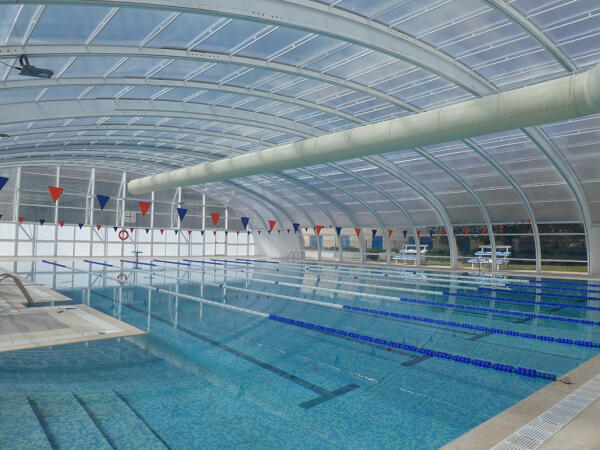 El Pleno  aprueba la ampliación de la plantilla de la Piscina Municipal  