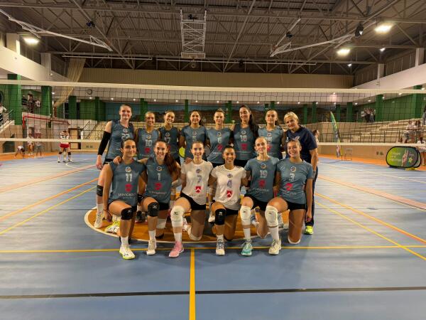 El Servigroup Playas de Benidorm estrena la Superliga 2 Oro sumando un valioso punto en Canarias (3-2)   