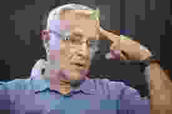 &iexcl;Tonto! Ribo, Estupideces las justas.