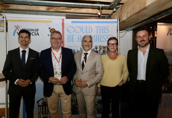 La Costa Blanca centra en el mercado británico su estrategia promocional durante la segunda jornada de la WTM 