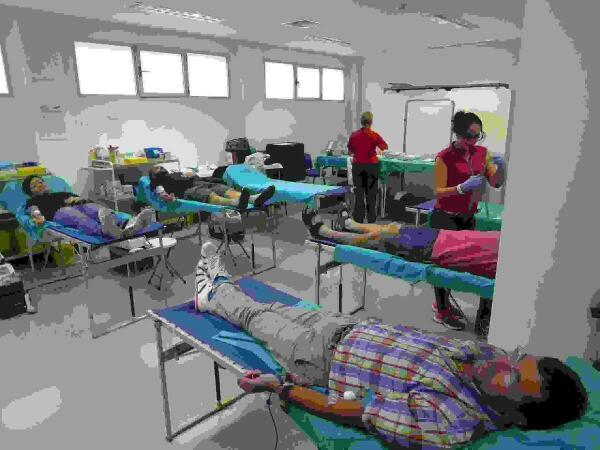 38 personas donaron sangre en el  Centre de Salut de La Nuc&iacute;a   