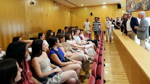 Alumnos de los conservatorios de Benidorm y Llíria ofrecen esta tarde un concierto conjunto en el Centro Cultural